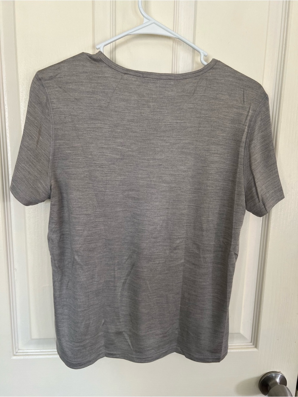 Lauren Ralph Lauren 85% Silk Gray/Taupe Short Sleeve Tee Shirt L - Picture 8 of 10